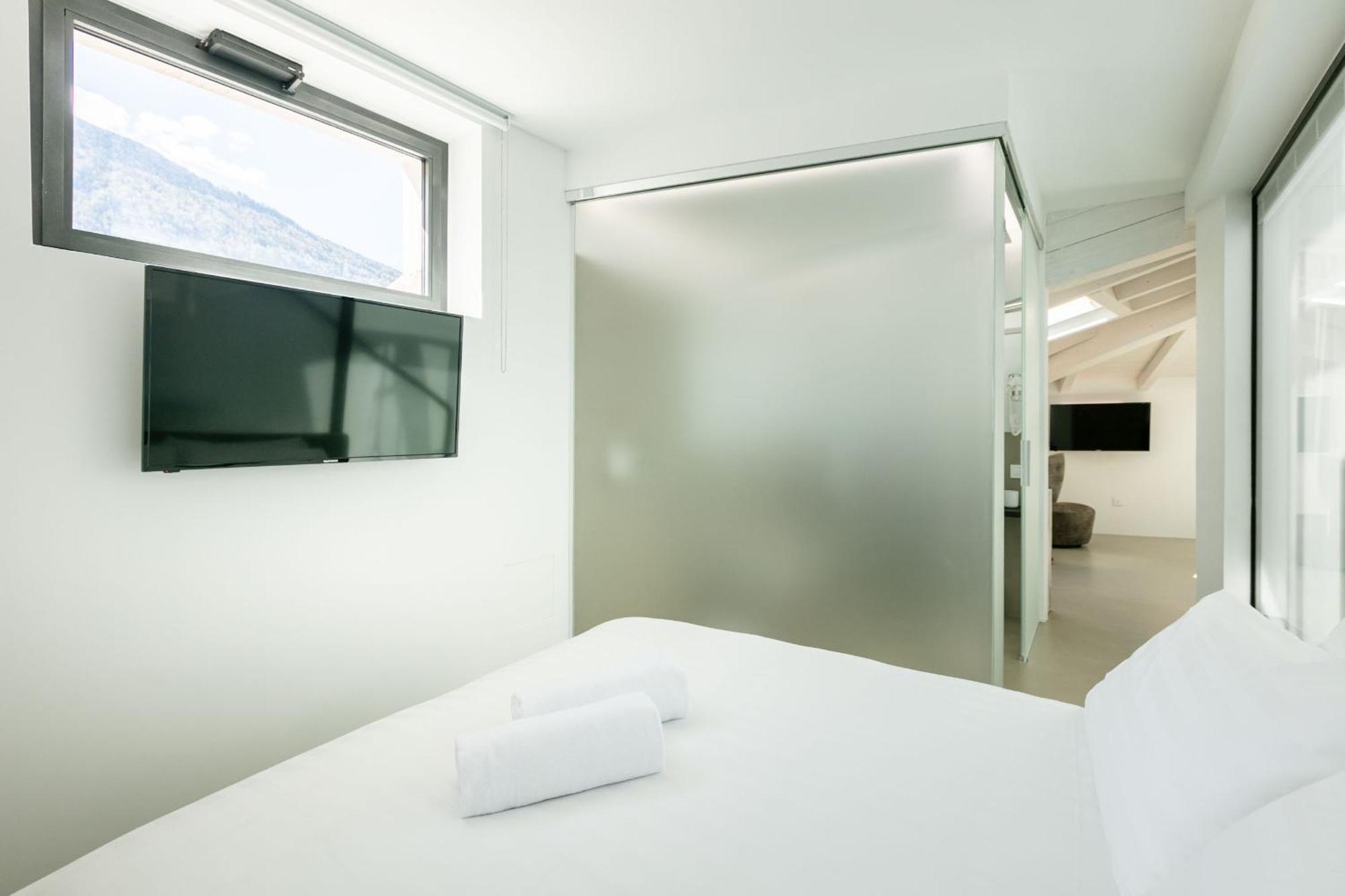 Domus Cavour Rooms&Suites Tirano Cameră foto