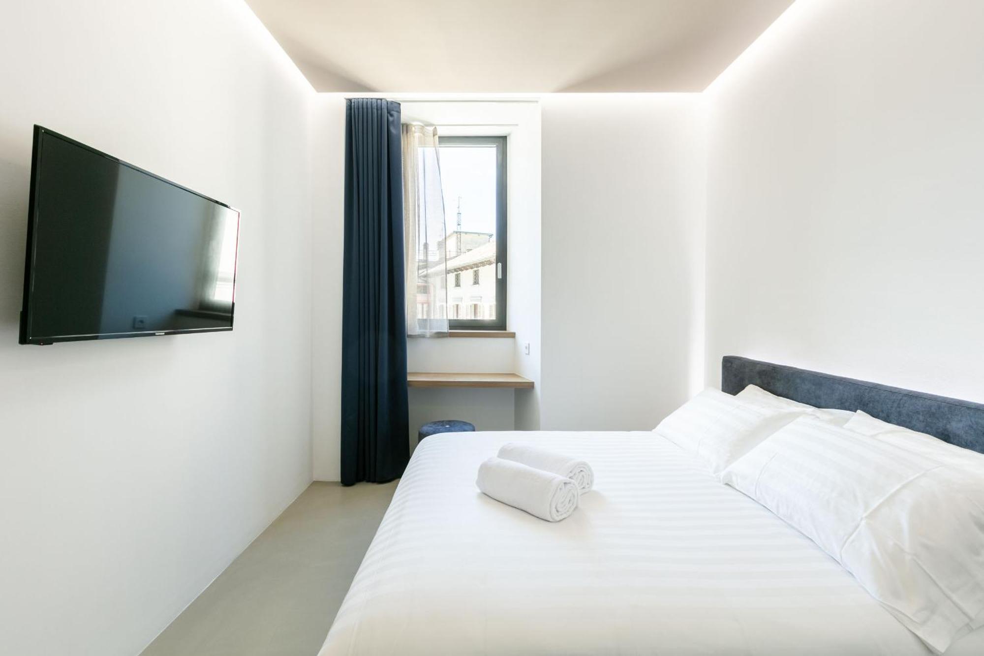 Domus Cavour Rooms&Suites Tirano Cameră foto
