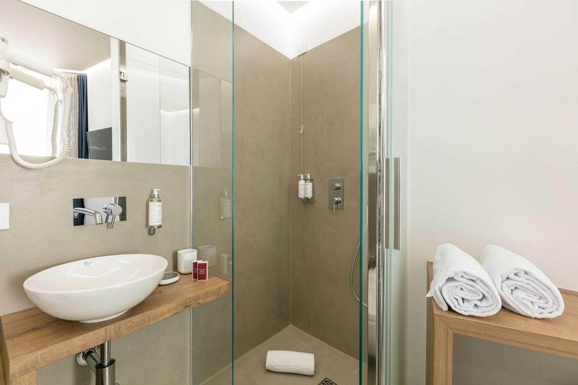 Domus Cavour Rooms&Suites Tirano Cameră foto