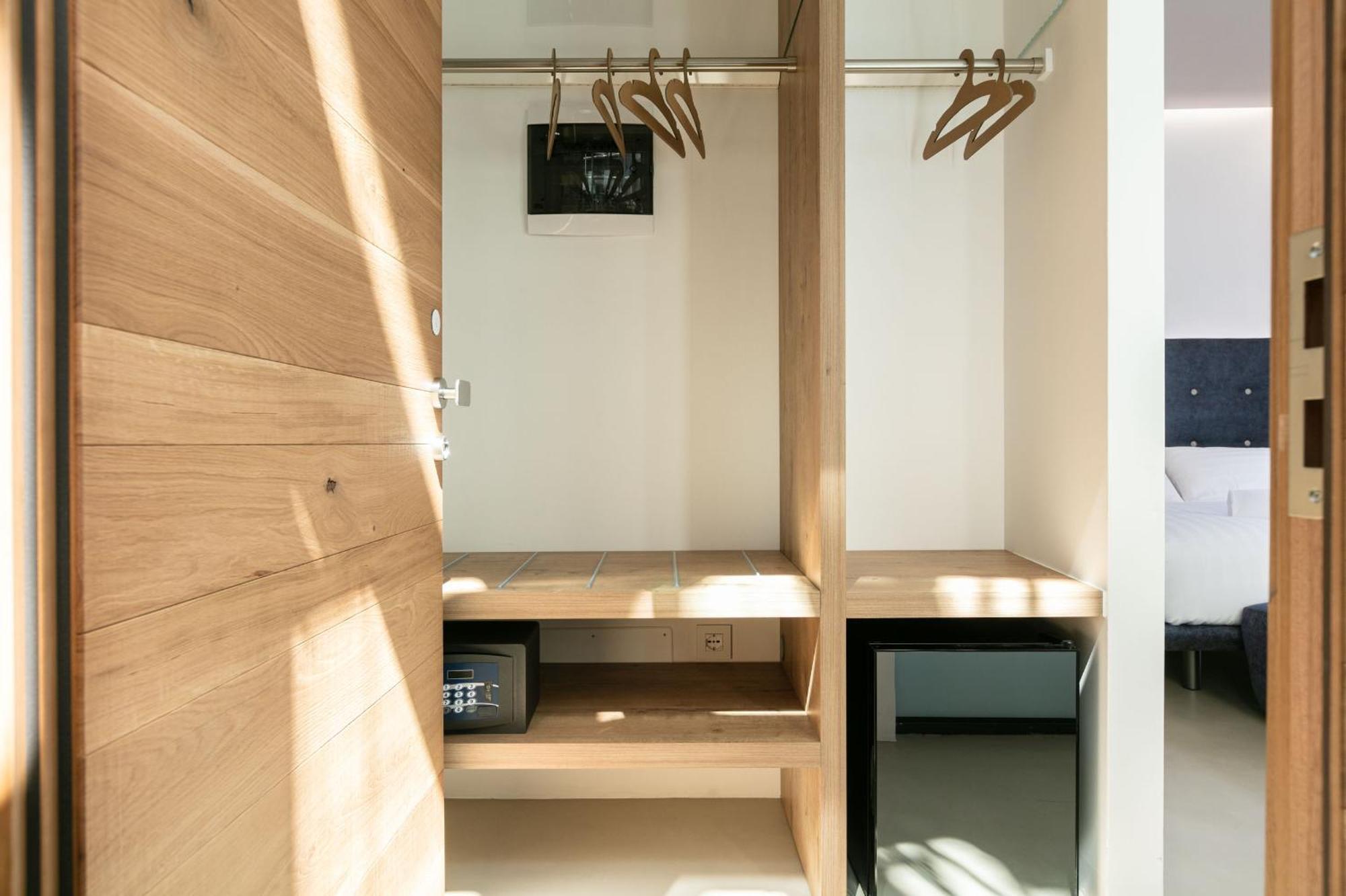 Domus Cavour Rooms&Suites Tirano Cameră foto
